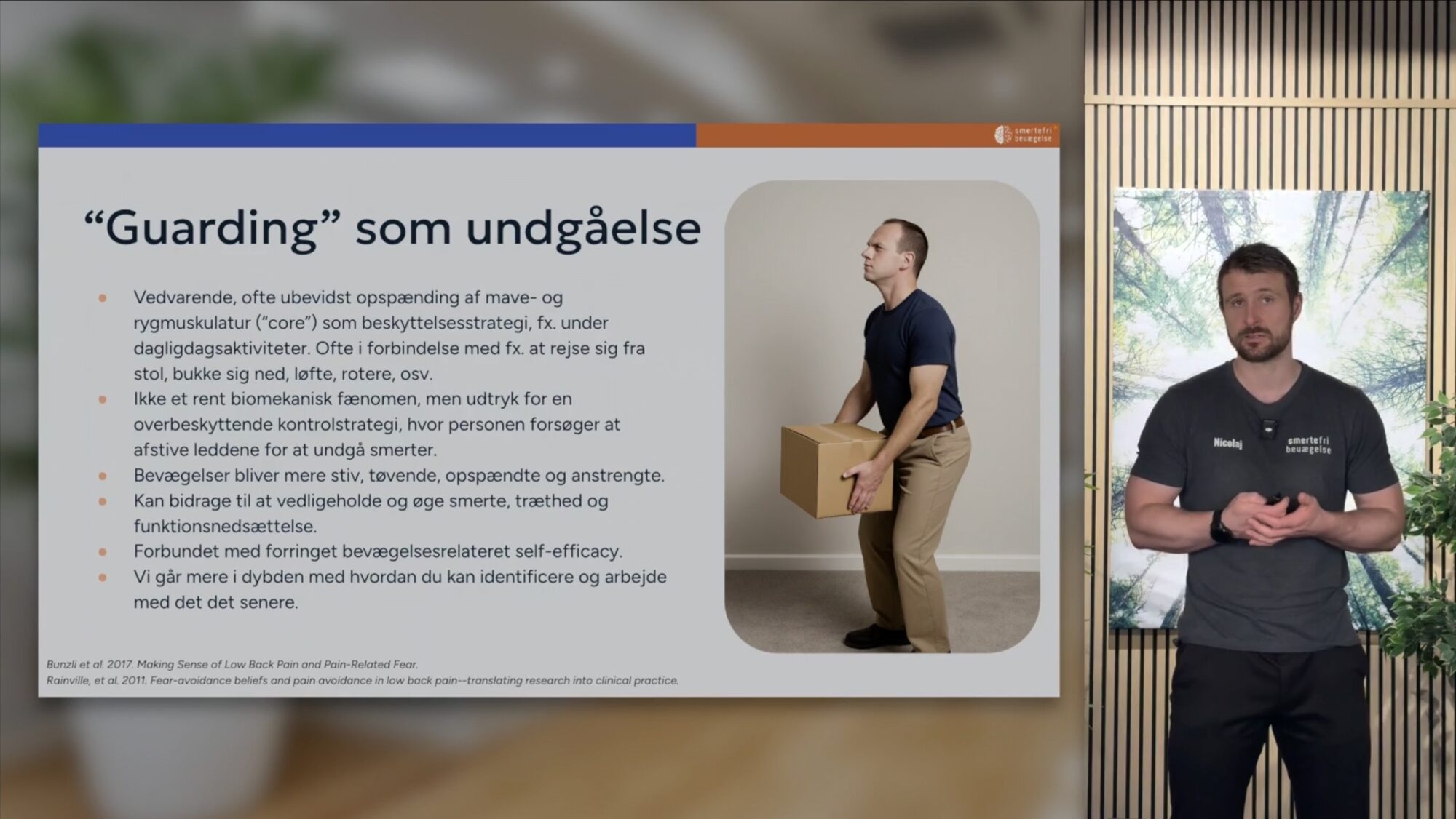 Du får den teoretiske forståelse før den praktiske udførsel.